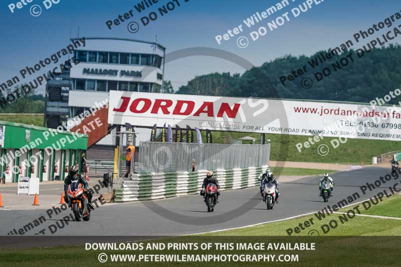 enduro digital images;event digital images;eventdigitalimages;mallory park;mallory park photographs;mallory park trackday;mallory park trackday photographs;no limits trackdays;peter wileman photography;racing digital images;trackday digital images;trackday photos